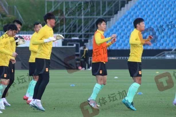 皇冠体育平台-新国足首秀不排斥以老带新 押宝三核或催生四初哥